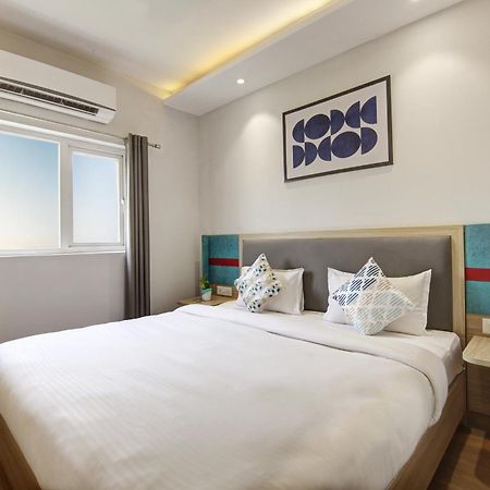 Flxho Cyber One - Hotel And Banquet Cyber City Gurgaon Esterno foto