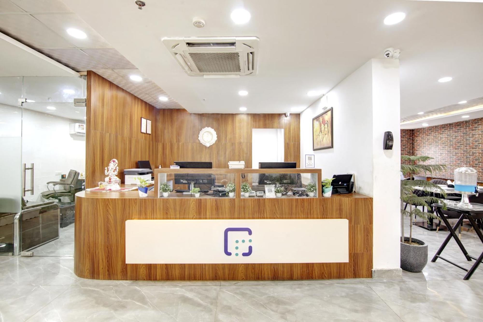 Flxho Cyber One - Hotel And Banquet Cyber City Gurgaon Esterno foto